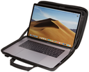 Se adapta a un MacBook Pro® de 16, a un MacBook Pro® de 15 y a portátiles de hasta 35,8 x 24,6 cm / 14,1 x 9,7
